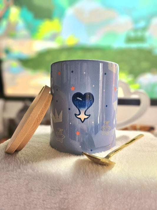 Riku KH Mug Heart Handle w/Bamboo Lid
